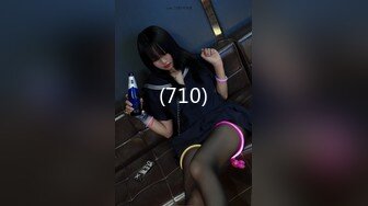 渴望吃精的女女B嫩人更骚 穿着JK制服吃着鸡吧