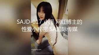 漂亮小姐姐在镜头前换衣服