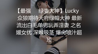 外购4K正版！极品 厕拍！女人味十足惊艳女神嘘嘘，半蹲式一线天美鲍往外呲尿，完事还抖一抖