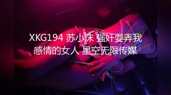 【某某门事件】第120弹 ❤️裸女逛街❤️无视行人走到斑马线，逼逼朝天疯狂抠逼，并大喊：妈呀！谁来操我呀