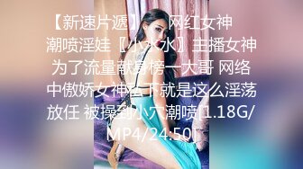  一脸骚样女仆装极品颜值美女，脱下丁字裤咬在嘴里，抖动美臀超嫩粉穴，舔弄炮友大屌，倒立特写爆操嫩穴