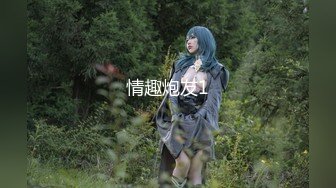 【新片速遞 】  诱人的丝袜大奶子少妇，露脸躺在床上被道具蹂躏骚穴，奶子乱晃好刺激，浪叫呻吟不断表情好骚，淫声荡语刺激